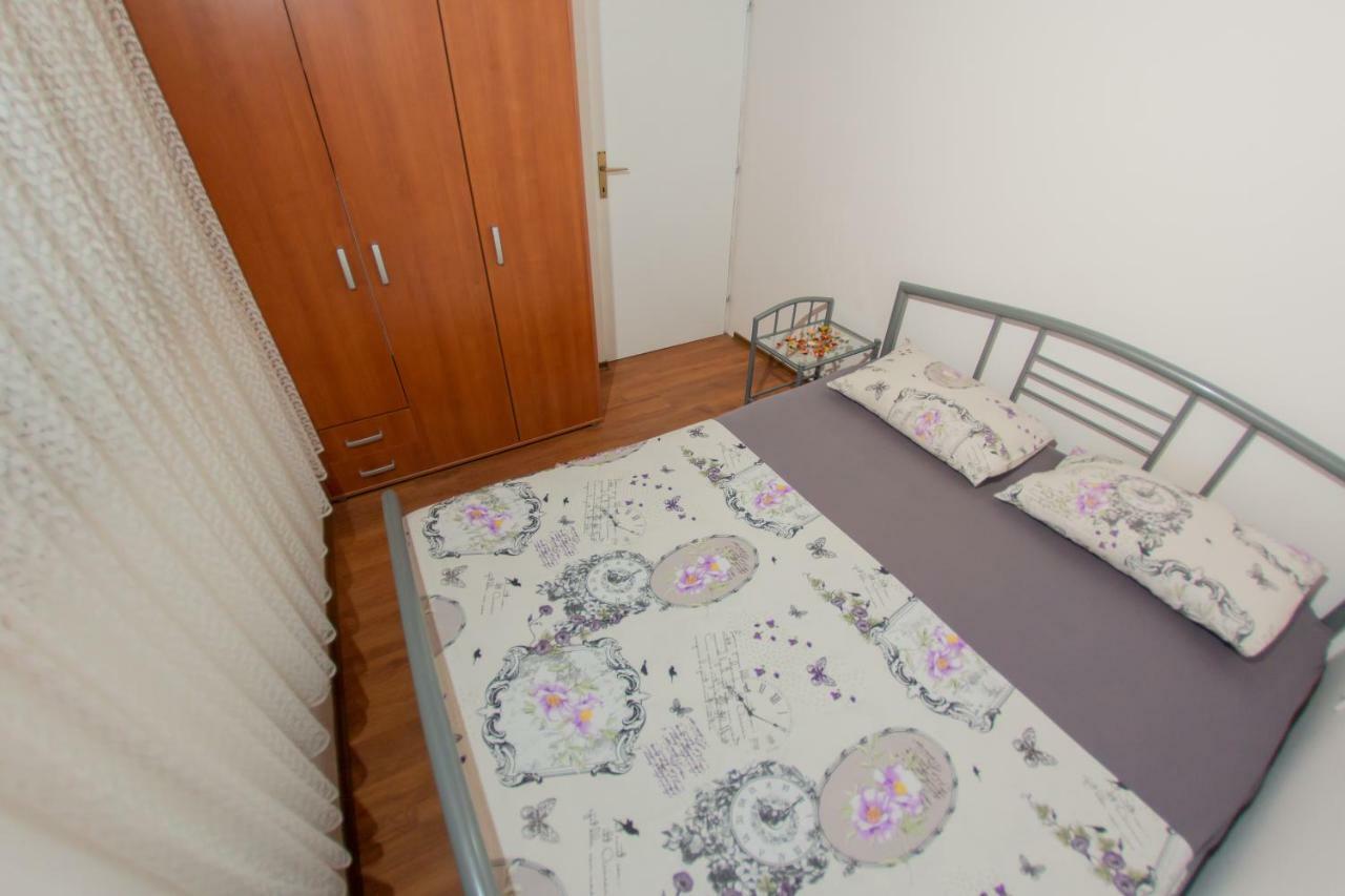 Apartmani Sunset Rogotin Exterior photo