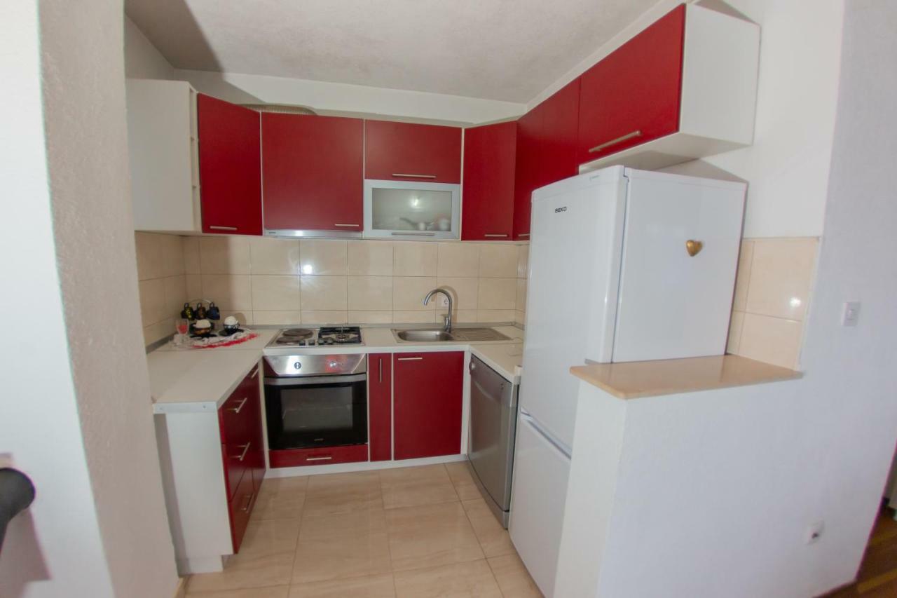 Apartmani Sunset Rogotin Exterior photo