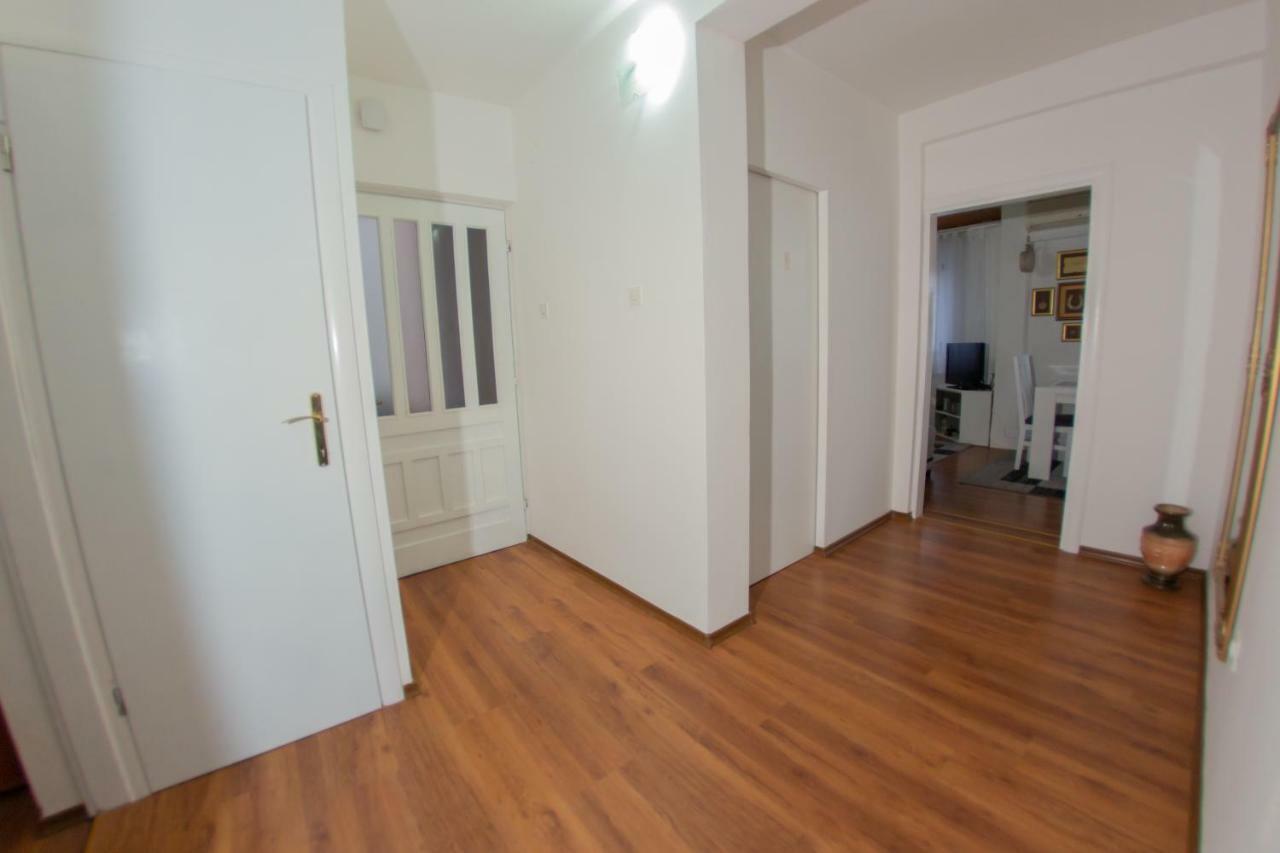 Apartmani Sunset Rogotin Exterior photo